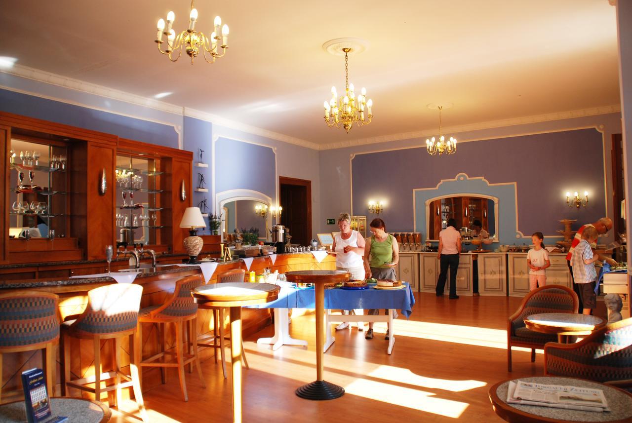Hotel Goldener Anker Torgau Exterior photo