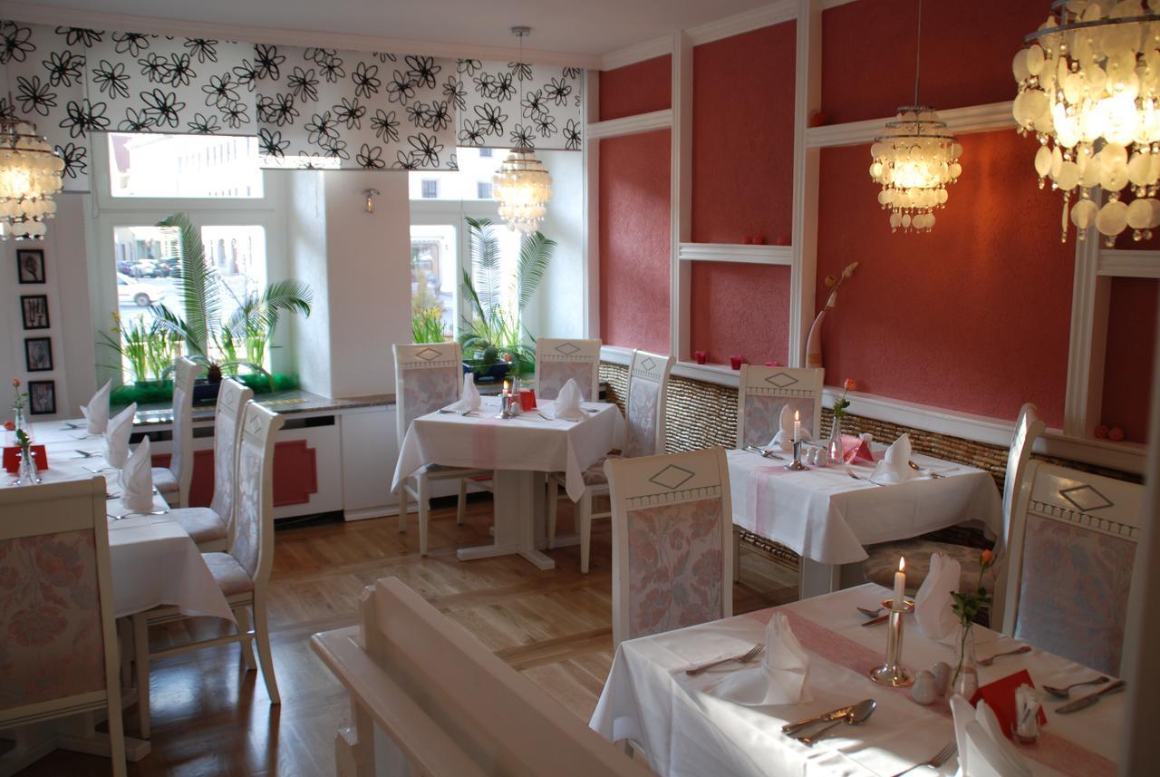 Hotel Goldener Anker Torgau Exterior photo