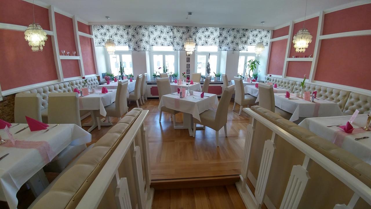 Hotel Goldener Anker Torgau Exterior photo